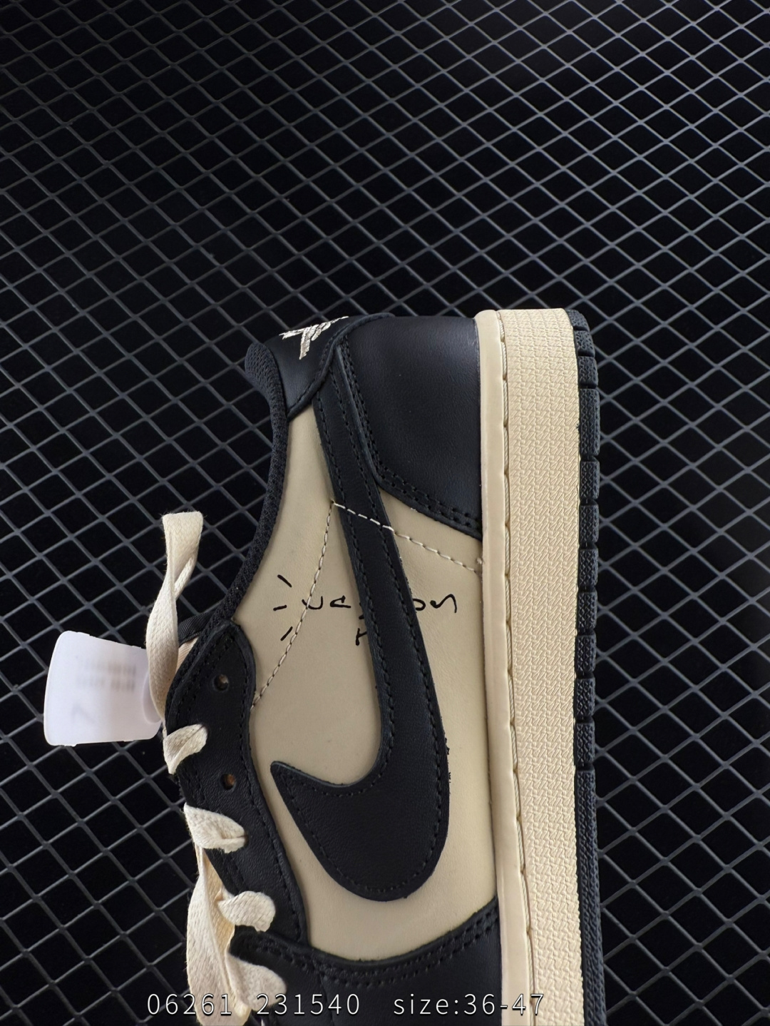 Nike Air Jordan 1 x Travis Scott AJ1